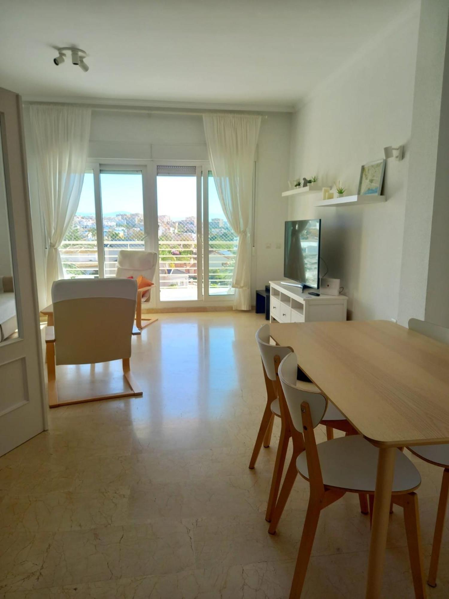 Terraza Vista: Amplio Apartamento Moderno con Vistas Exclusivas Benalmadena Exterior photo